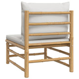 Soffa mittdel med ljusgråa dynor bambu